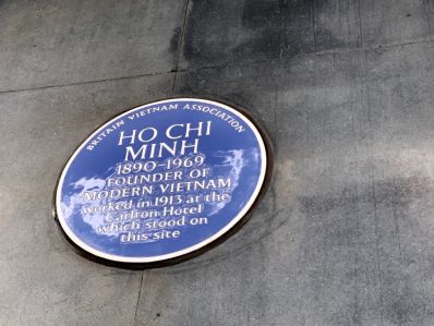 A_most_unlikely_hotel_worker_-_plaque_to_Ho_Chi_Minh_-_New_Zealand_House_meetmrlondoner_-_Copy.jpg