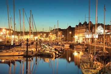Douglas_Harbour_c_visitisleofman.jpg