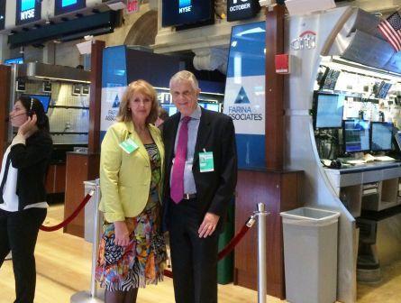 Janet_and_Nick_in_the_New_York_Stock_Exchange.jpg