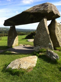 Pentre_Ifan_1.jpg