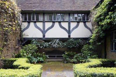 Munstead_Wood-150_The_North_Courtyard_at_Munstead_Wood._National_Trust_Images_Megan_Taylor_-_Copy.jpg