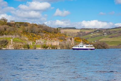 91632-loch-ness-cruise-boat-medium_c_VisitScotland_-_Kenny_Lam.jpg