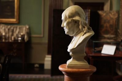 Bust_of_Benjamin_Franklin_-_Copy.JPG
