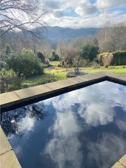 Wye_Valley_Sculpture_Garden.jpg
