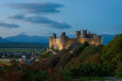 Harlech Castle.jpg