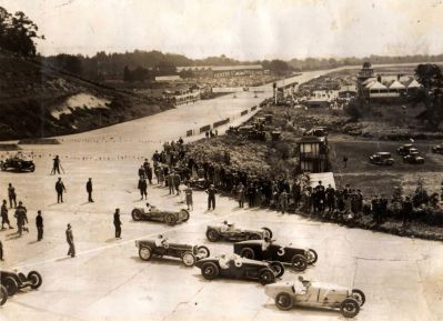 Start_of_the_British_First_Grand_Prix_Brooklands_1926._D3704_25_1_-_Copy.jpg