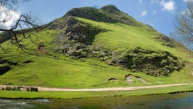 Dovedale.jpg