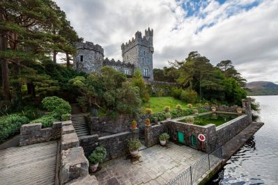 Glenveagh_National_Park_Castle_courtesy_Gareth_Wray_Photography_1.jpg