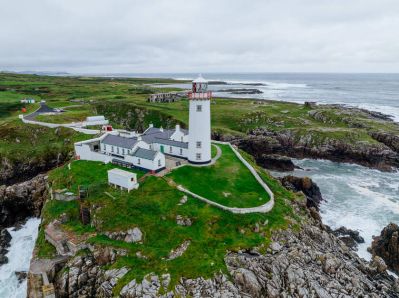Fanad_Head_Lighthouse_Co_Donegal_courtesy_Failte_Ireland.jpg