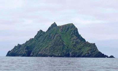 Skellig_Michael_Co_Kerry_c_Tourism_Ireland_-_Copy.jpg