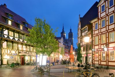 Gttingen_Altstadt_mit_St.Johannis_Kirche.jpg