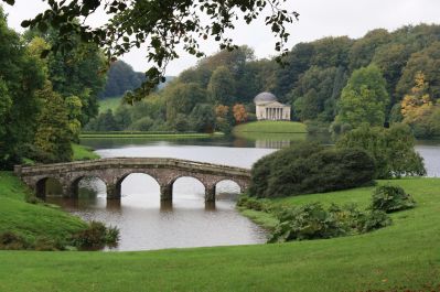 stourhead-5103482_1280.jpg