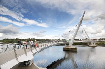 Peace_Bridge_Derry_Londonderry_web-size_2500x1200px.jpg