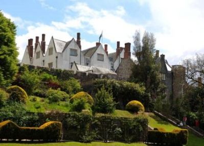 St_Fagans_Castle_21409_-_Copy.jpg