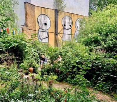 Secret_spaces_-_the_Phoenix_Garden_in_the_Seven_Dials_Covent_Garden_featuring_the_works_of_street_artist_Stik_meetmrlondoner_-_Copy.jpg