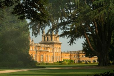 Blenheim_Palace_South_Lawn_2.jpg