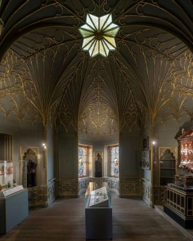 The_Tribune_at_Strawberry_Hill_House_where_the_daggers_will_be_displayed._Photograph_by_Matt_Chung_-_Copy.jpg