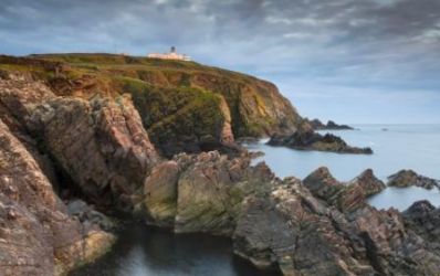 Sunburgh_Lighthouse_Shetland_c_VisitScotland-Kenny_Lam_-_Copy.jpg