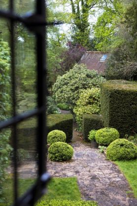Munstead_Wood-157_View_onto_the_North_Courtyard_at_Munstead_Wood._National_Trust_Images_Megan_Taylor_-_Copy.jpg