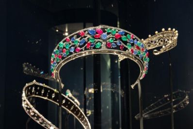 Installation_view_of_Cartier_at_VA_South_Kensington_12_April-16_November_2025_c_Victoria_and_Albert_Museum_London_31_-_Copy.JPG