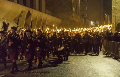83949-the-torchlight-procession-hogmanay-medium_VisitScotland__Kenny_Lam.jpg