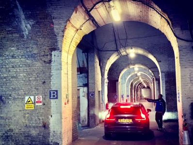 Southwark_is_dominated_by_Victorian_railway_viaducts_and_tunnels_meetmrlondoner..jpeg
