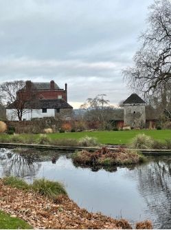 Llanover_Garden.jpg