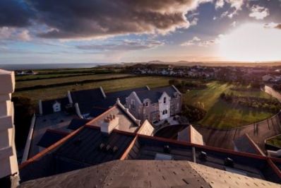 Twr_y_Felin_Hotel_Observatory_View_towards_Ramsey_Island_-_Copy.jpg