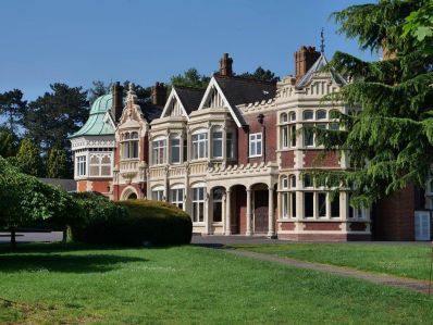 Bletchley_Park_Mansion_courtesy_of_Bletchley_Park_Trust_-_Copy.jpg