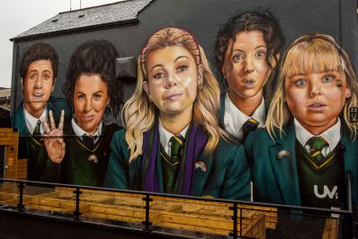 Derry_Girls_Mural__Created_by_UV_Arts_Martin_McKeown_2022_lead.jpg