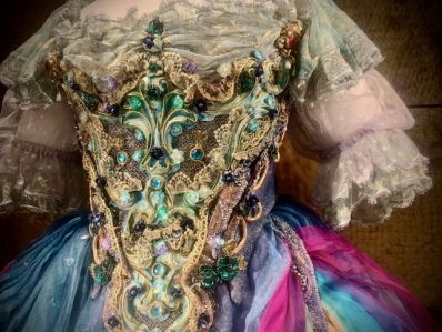 Detail_from_the_dress_designed_by_David_Walker_for_Royal_Opera_House_productio_of_Semele_in_2003._meetmrlondoner.jpg