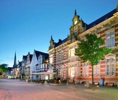 Hameln_Osterstrae_in_der_historischen_Altstadt.jpg