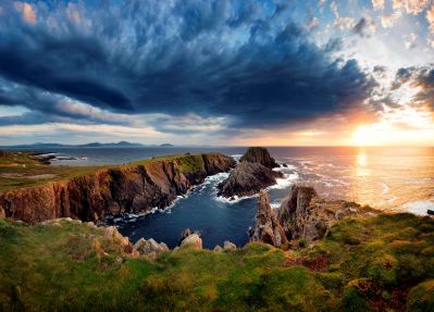 Malin_Head_Inishowen_Peninsula_County_Donegal.jpg