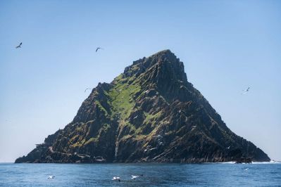Skellig_Michael_courtesy_Tourism_Ireland.jpg