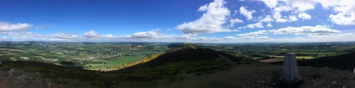 Eildon_Hills_-_panorama.jpg