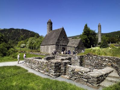 St_Kevins_Glendalough_Wicklow_Mountains_c_Tourism_Ireland.jpg