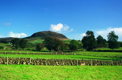 Slemish_Mountain_web-size_2500x1200px.jpg