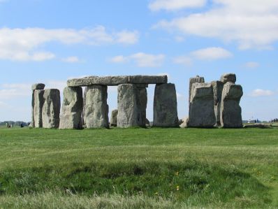 stonehenge-3649724_1280.jpg