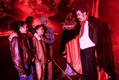 family_Dracula_-_credit_Ollie_Dixon_-_Copy.jpg