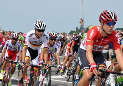 keesluising-the-tour-de-france-4839304_1280.jpg