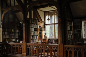 Gladstones_Library_1.png