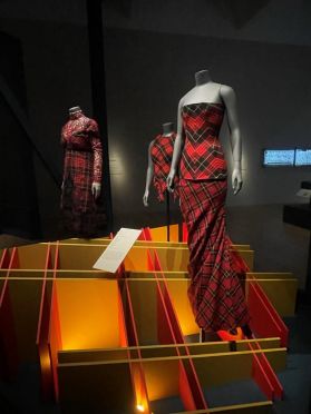 14._Tartan.jpg