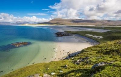 Luskentyre_Sands_Isle_of_Harris_c_VisitScotland_-_Kenny_Lam_-_Copy.jpg