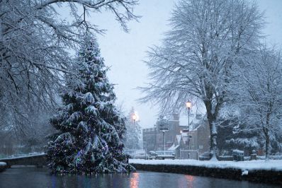 Bourton_on_the_Water_in_the_Winter-3108.jpg