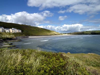 Haven_Coast_-_Inchydoney_Beach_c_Tourism_Ireland.jpg