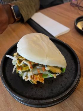 8._Bao_Bun_at_Lucky_Yu.jpg